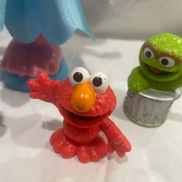 Sesame Street Lot: Abby Cadabby Toy For Parts, display only & Elmo, Oscar, Grovr - Picture 5 of 16
